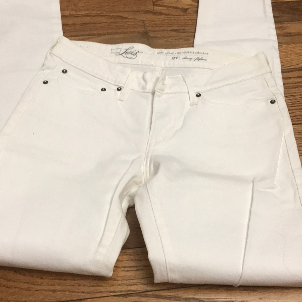 Levi’s pants